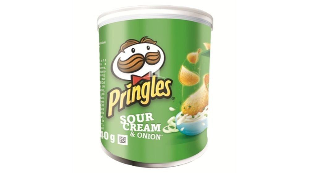 Pringles chips sour cream and onion